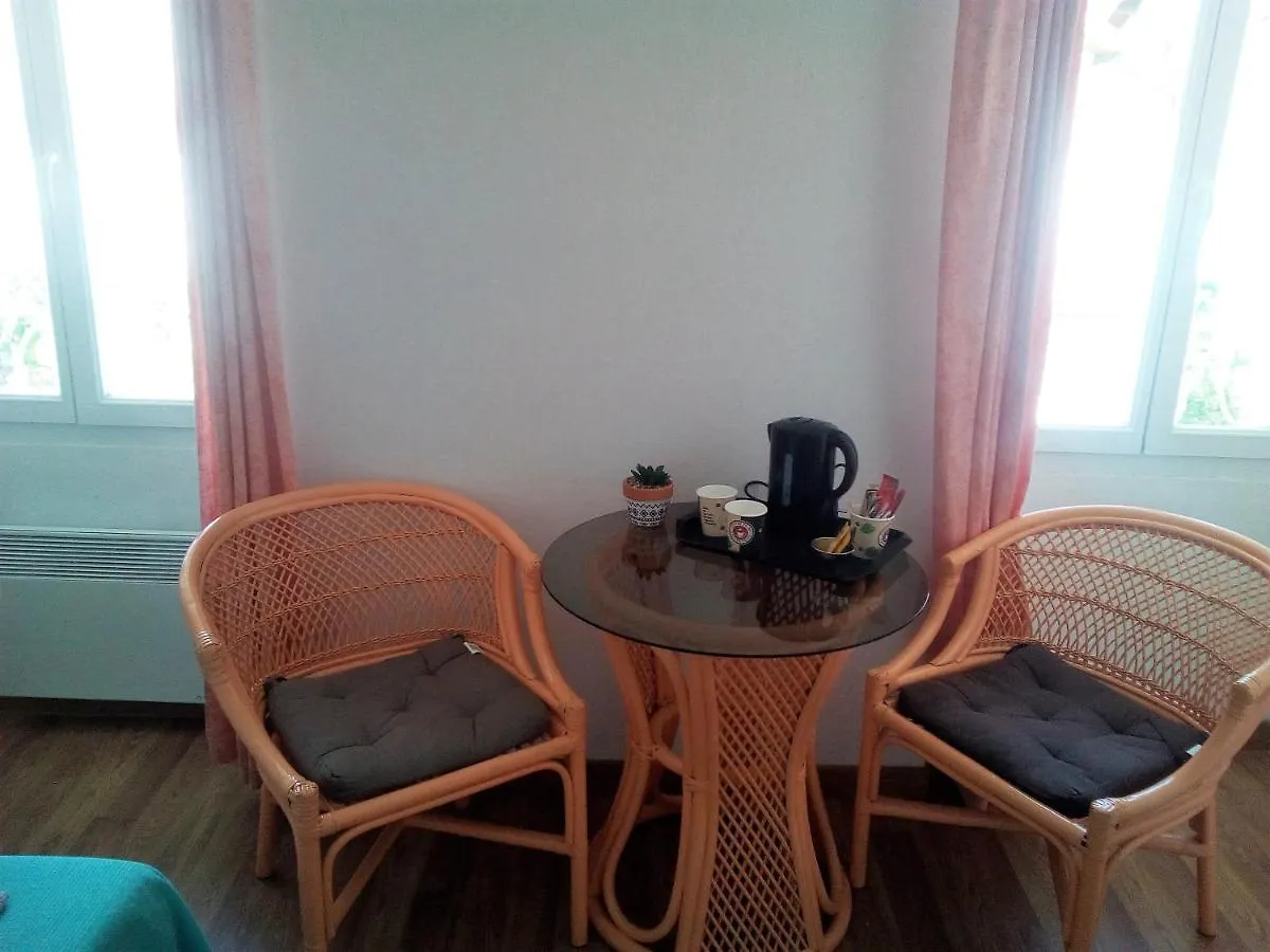 Hotel Le Relais Des Cavaliers Villeneuve-d'Entraunes