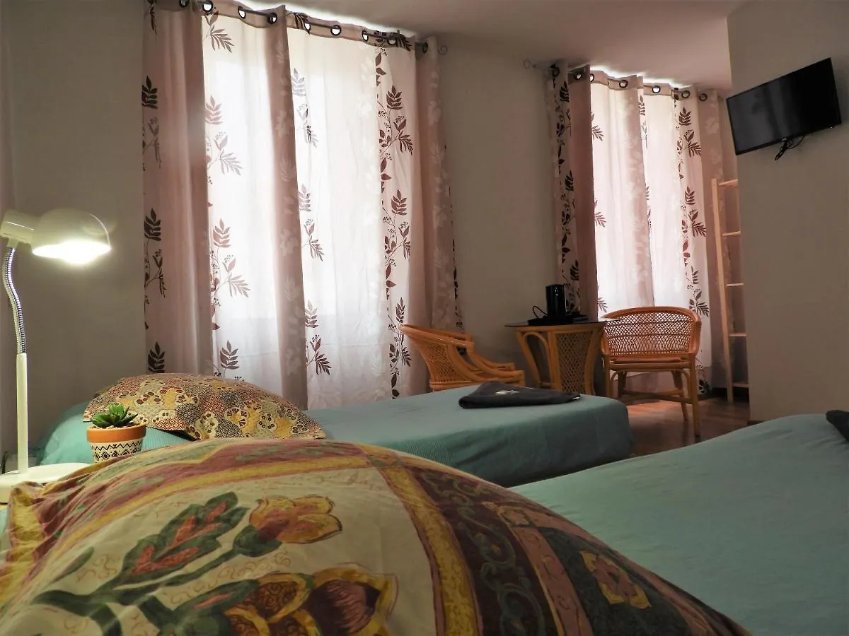 فندق Le Relais Des Cavaliers Villeneuve-d'Entraunes