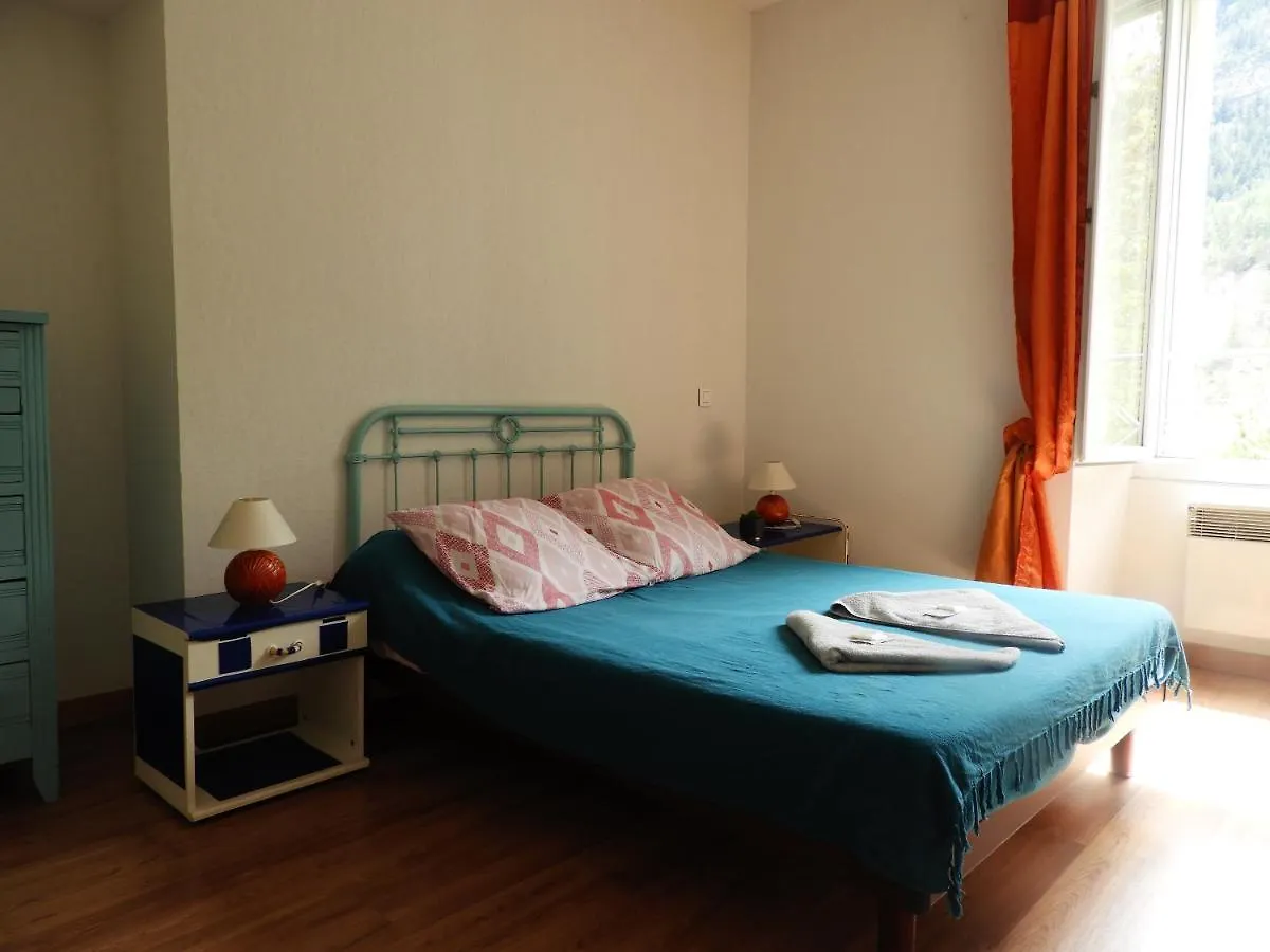 Hotel Le Relais Des Cavaliers Villeneuve-d'Entraunes Francia