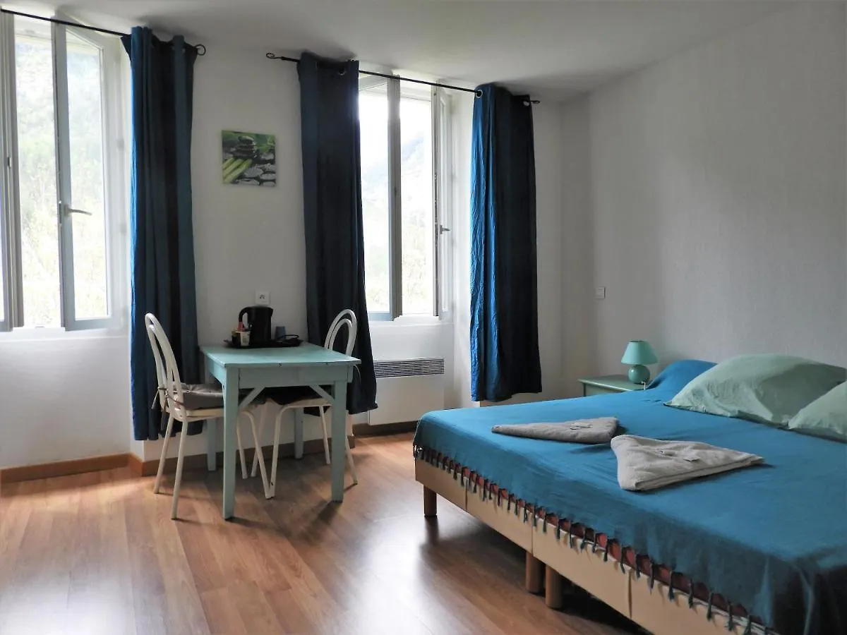 Hotel Le Relais Des Cavaliers Villeneuve-d'Entraunes